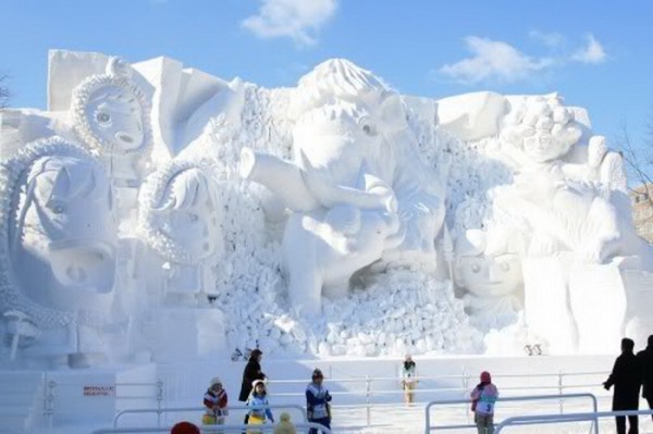 Sapporo-Snow Festival-winter-fantasy-for-children-and-adults-3