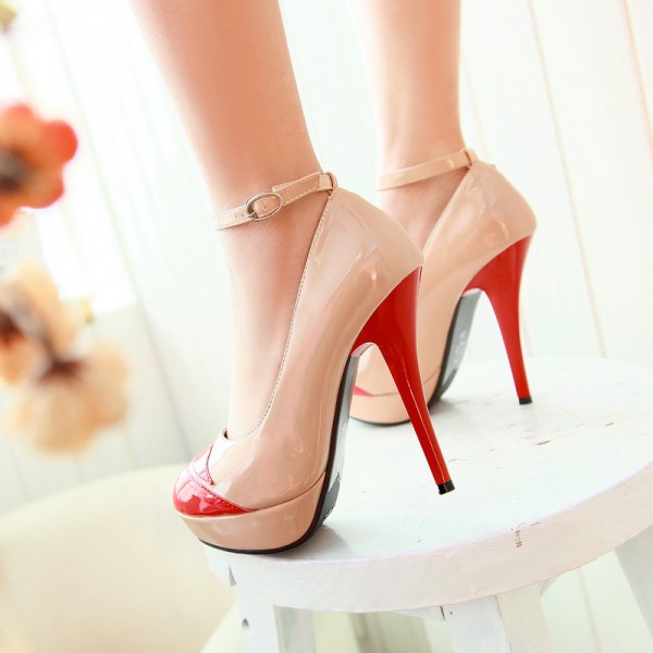 How-To-Reduce-the-Pain-of-wearing-High-Heel-Shoes-1
