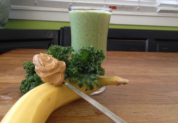 Green-Banana-Peanut-Butter-Smoothie-1