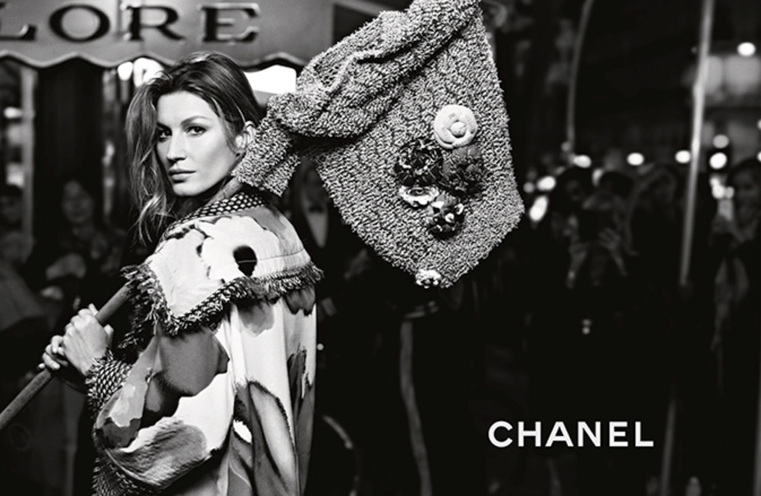 Gisele-Bündchen-For-CHANEL-Spring-Summer-2015-Campaign-6