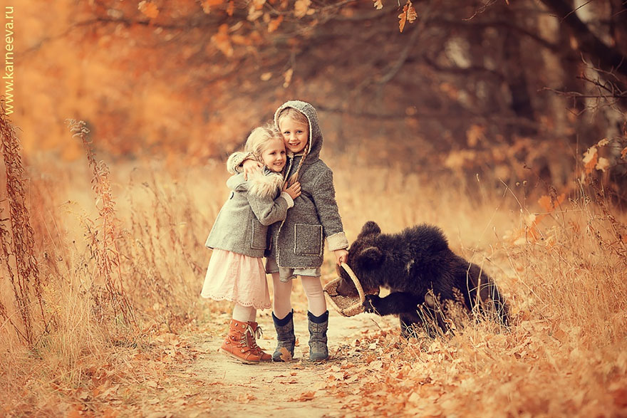 Cute-Photos-of-Children-and-Animals-4