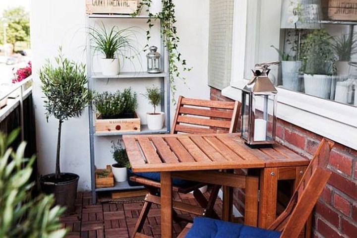 Amazing-Decorating-Ideas-for-Small-Balconies-12