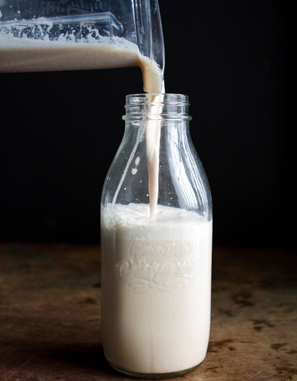 Homemade Healthy Almond Milk Women Daily Magazine