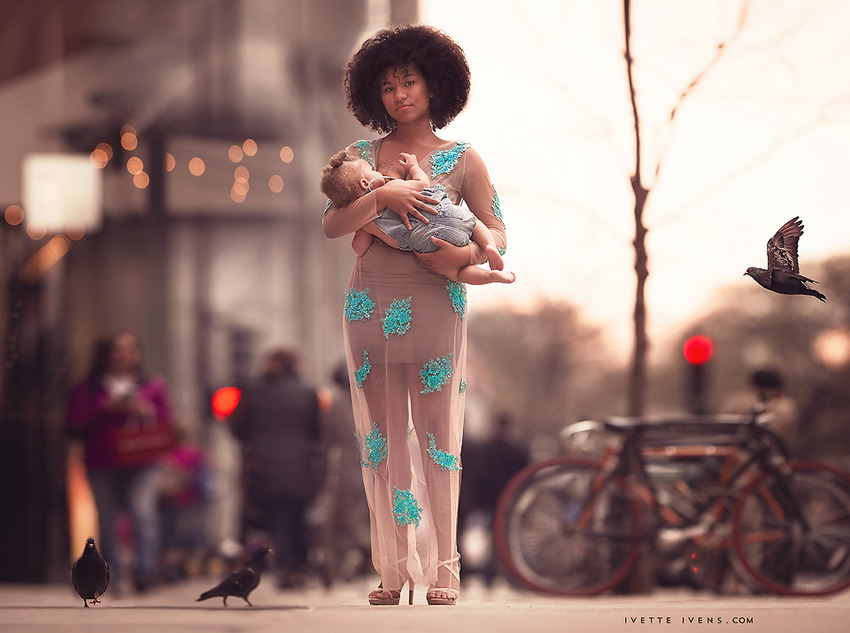 Breastfeeding-Goddesses-The-Beauty-of-Public-Breastfeeding-1