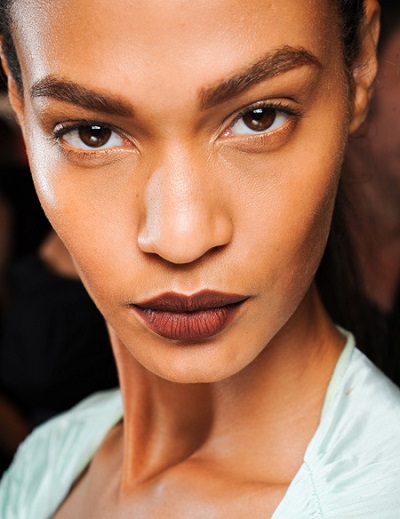 The-Perfect-Lipstick-Color-For-Fall-2015-4