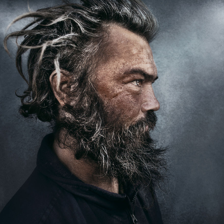 This-Photographer-Photographs-The-Homeless-by-Becoming-One-of-Them-9
