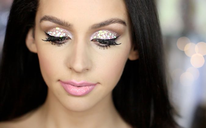 Sparkly-Ideas-for-a-Perfect-New-Year’s-Makeup-Look-1