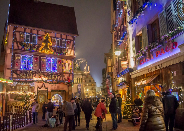 The-10-Most-Beautiful-Christmas-Bazaars-in-Europe-13