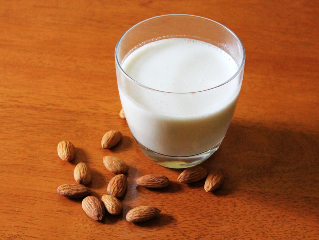 7-Different-Types-of-Plant-Based-Milk-You’ll-Absolutely-Love-2