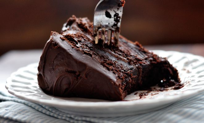 Chocolate-Cake-For-Breakfast-A-New-Study-Reveals-It's-Good-For-Your-Brain-And-Waistline-1