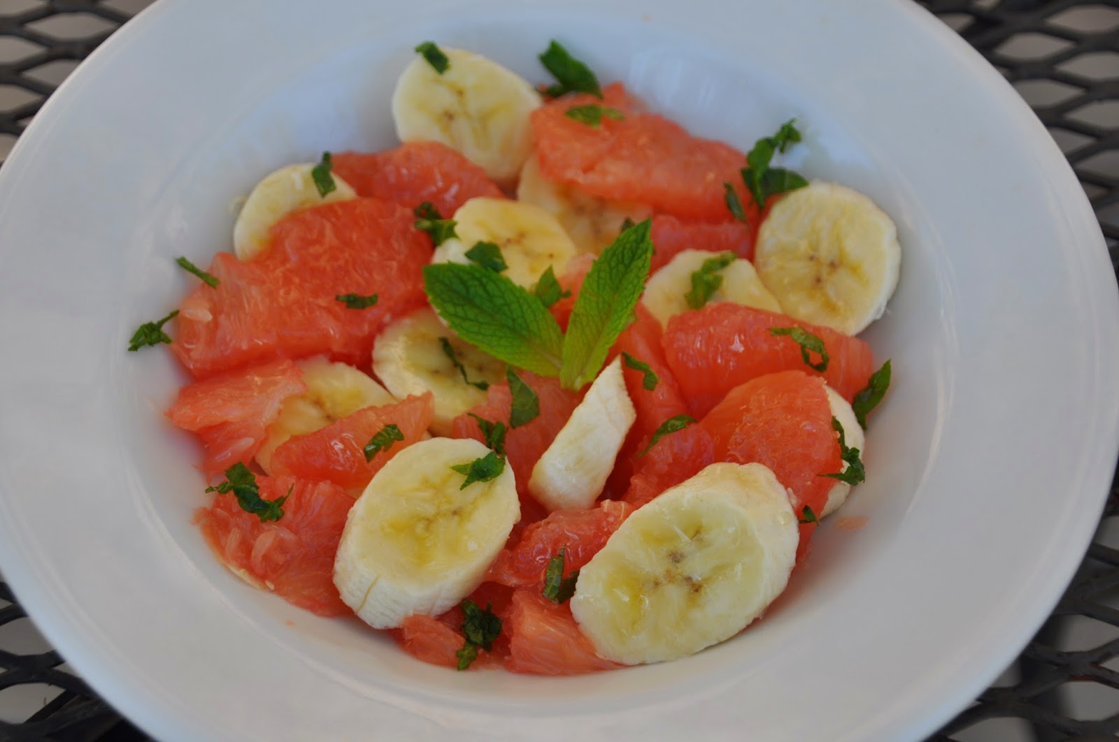 Trying to Slim Down? You Can't Go Wrong With This Honey, Grapefruit and