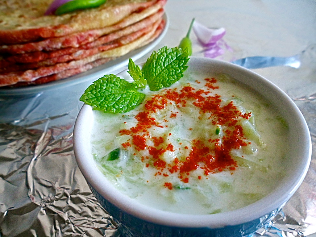 make-traditional-indian-cucumber-raita-1