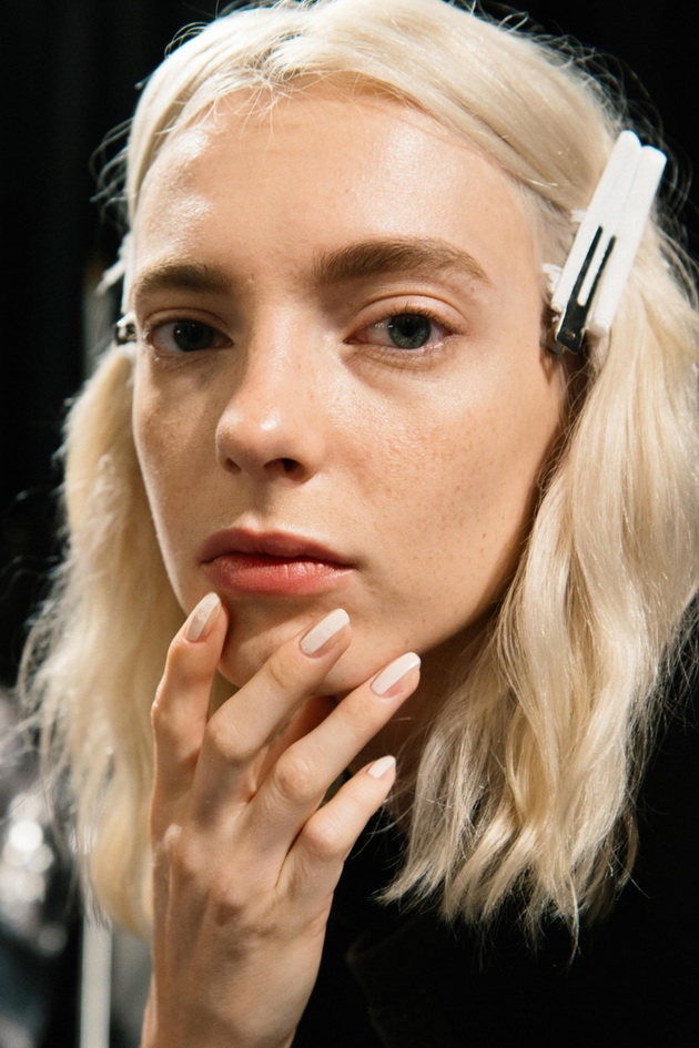 nail-contouring-the-best-way-to-fake-long-nails-2