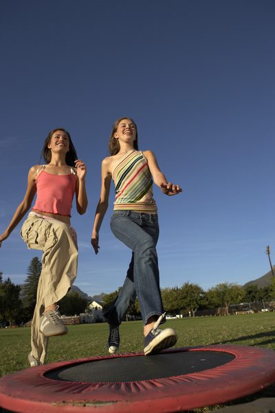 Should You Use A Mini Trampoline For Your Bad Knees Women Daily Magazine