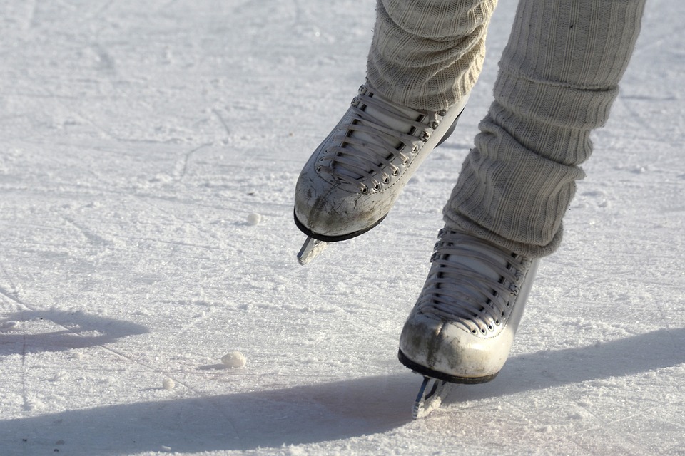 5 Key Tips for Ice Skating Beginners - Women Daily Magazine