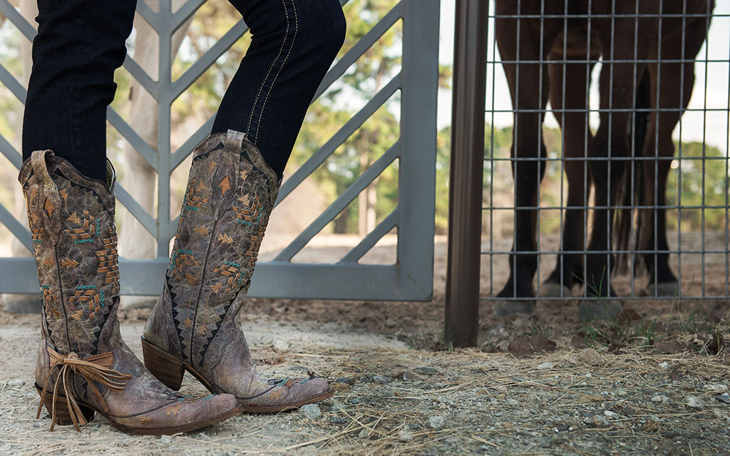The Main Differences between Men and Women’s Cowboy Boots Women Daily