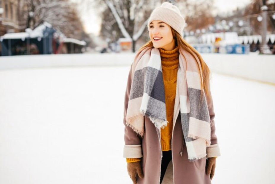 The Ultimate Guide to Cold Weather Fashion for Women